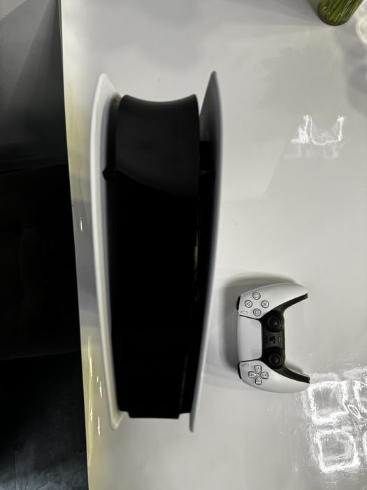 Ігрова приставка PlayStation 5 Slim