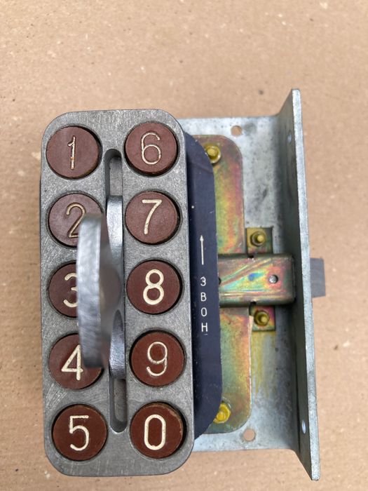 Замок кодовый механический для дверей