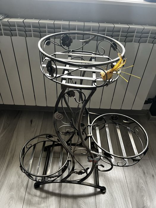 Sprzedam Kwietnik