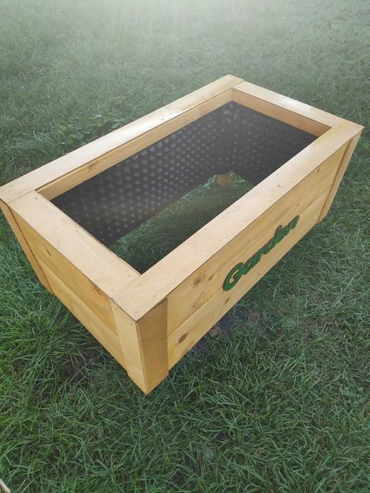 Grządka drewniana bezdenna