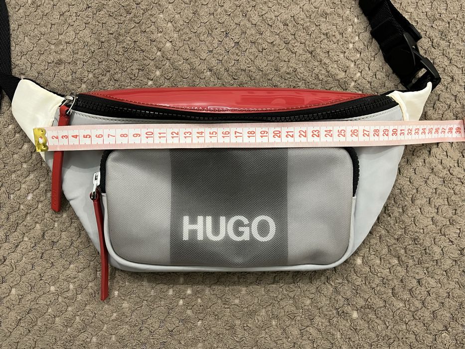 Женская серая поясная сумка-бананка HUGO Оригінал.