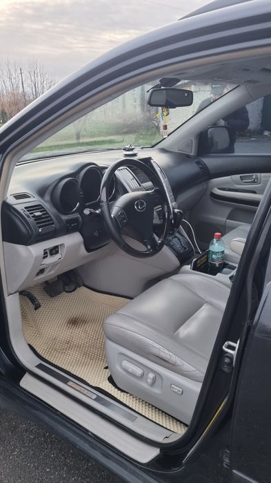 Продам Lexus rx 350