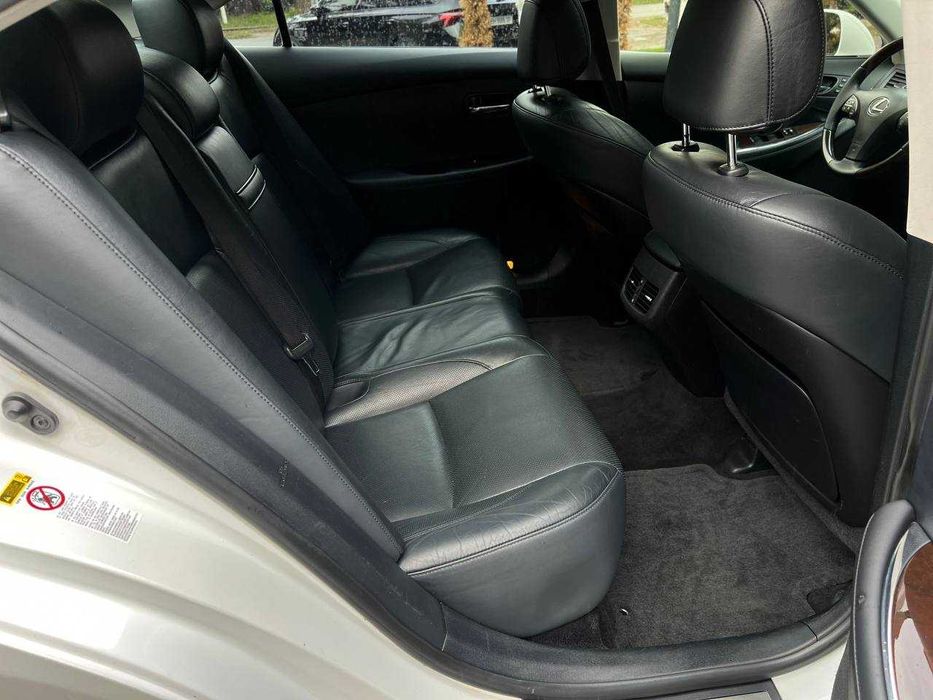 Lexus ES Luxury 2012