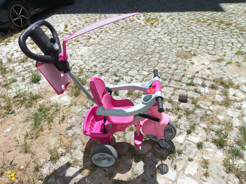 Triciclo Rosa, Feber