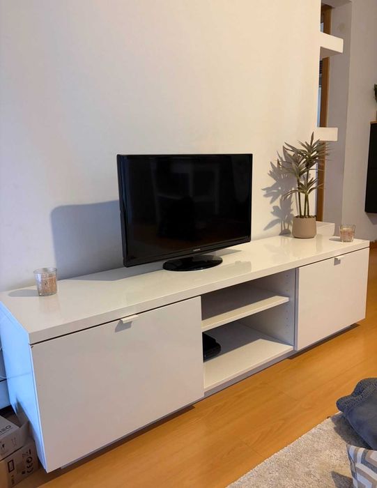 Móvel de Televisão - IKEA
