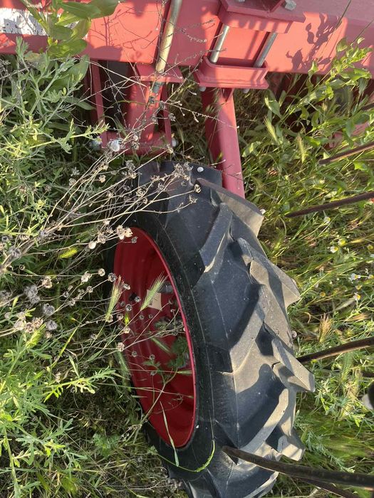 Продаю культиватор міжрядний КРН 5.6