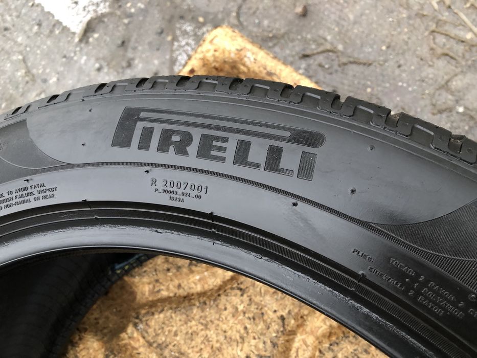 Шини Pirelli Scorpion Winter 275/45 R21 пара