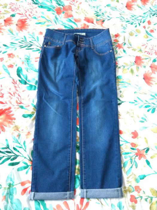 Jeansy damskie rozszerzane  36 + bluzka Carry