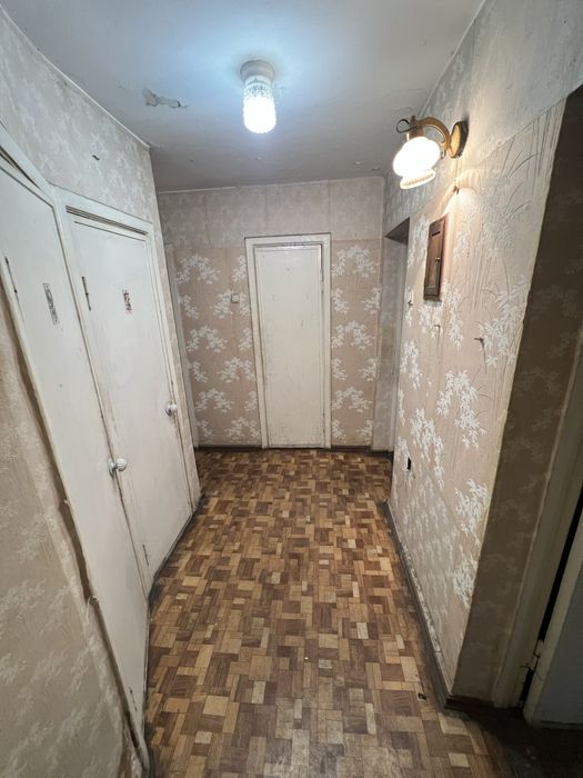 2 кімнатна квартира 58 м2 Совмін Печерськ метро Звірінецька