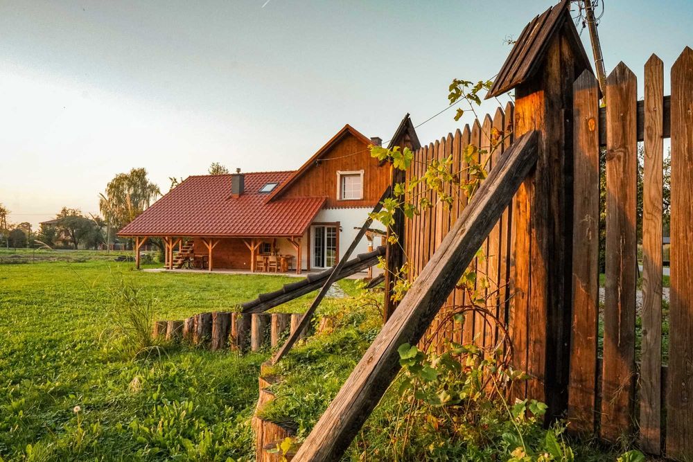 Zakątek Żabi Kraj - przy łowisku Gołysz. Dom na wyłączność dla 6 osób.