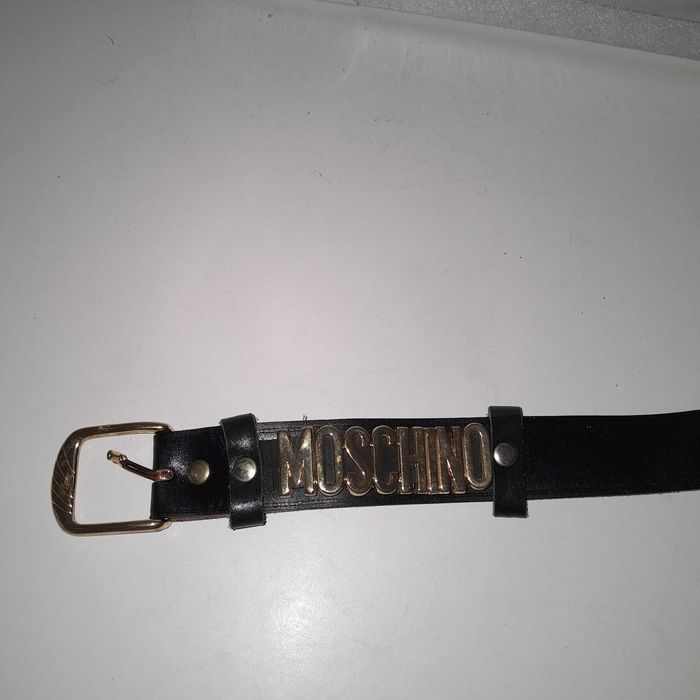 Czarny pasek Moshino skora