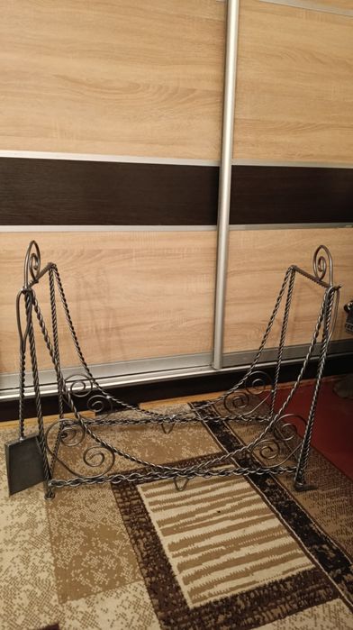 Дровниця ручної роботи