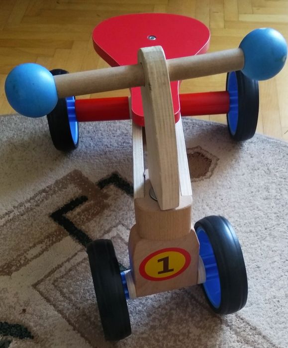 Rowerek drewniany trójkołowy