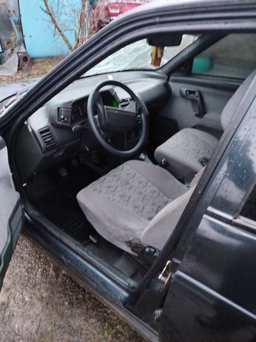 Ваз 2110 1.6 8клапанна бензин