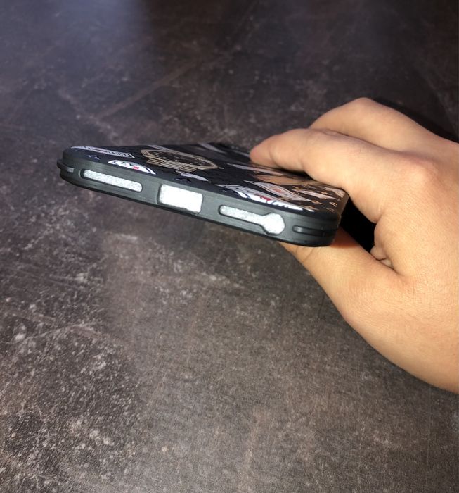 Продам чехол на IPhone 7+/8+