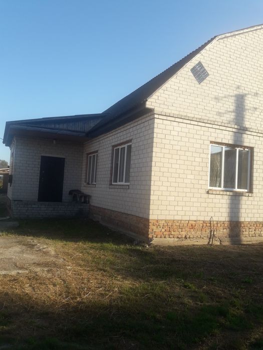 Продаж будинку в с. Слобода біля Центральної районної лікарні