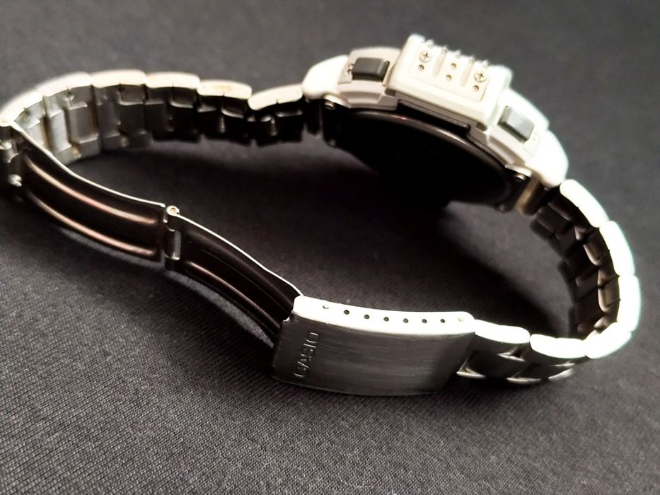 Kultowy zegarek Casio Pro Trek PRT-40