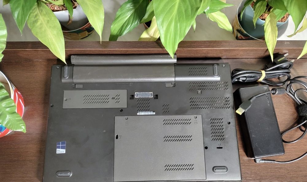 32GB RAM ThinkPad W540 i7MQ/matryca 3K/dyski 1TB/NVIDIA quadro/b.uszan