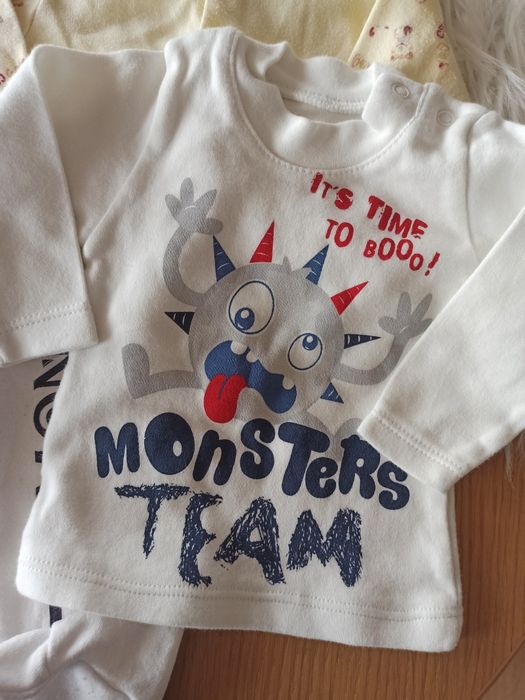 Zestaw paka 7x spodnie półśpiochy 3x bluza kaftaniki rozm 62