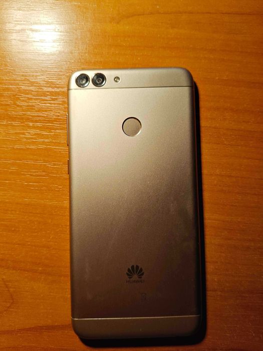 Telefon Huawei P smart