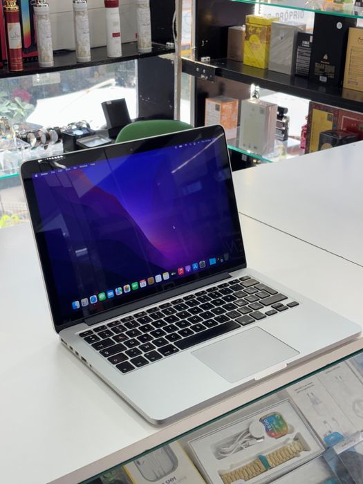 MacBook Pro Retina 13” 2015 | i5 | 8GB RAM | SSD 128GB | Monterey