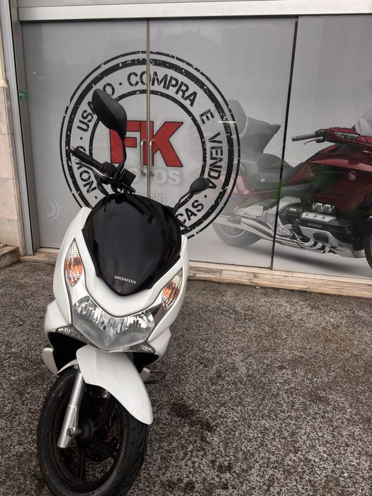 Honda Pcx 125 (Branca)