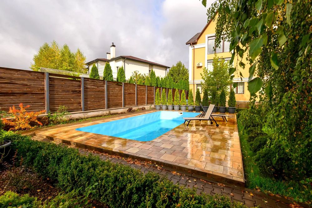 Без комісії! Продаж дуплексу в КМ "Montana Village" з виходом до озера в Козині, таунхаус