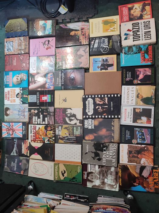 Livros Literatura Autores Estrangeiros - capa dura - Cada 2 €