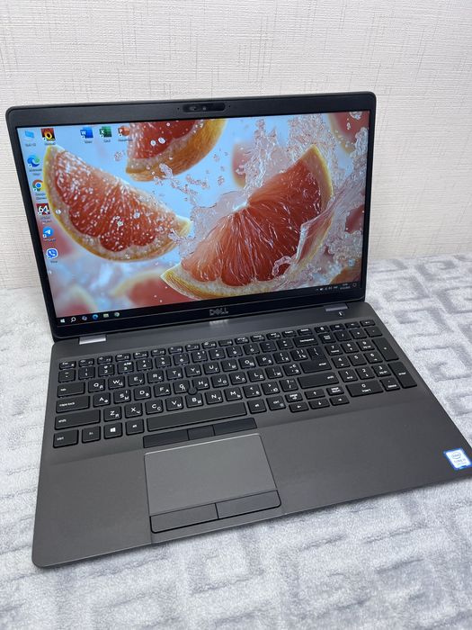 Ноутбук Dell 5500 I7-8565U 16Gb, SSD 256Gb, Radeon Pro WX2100, Full HD