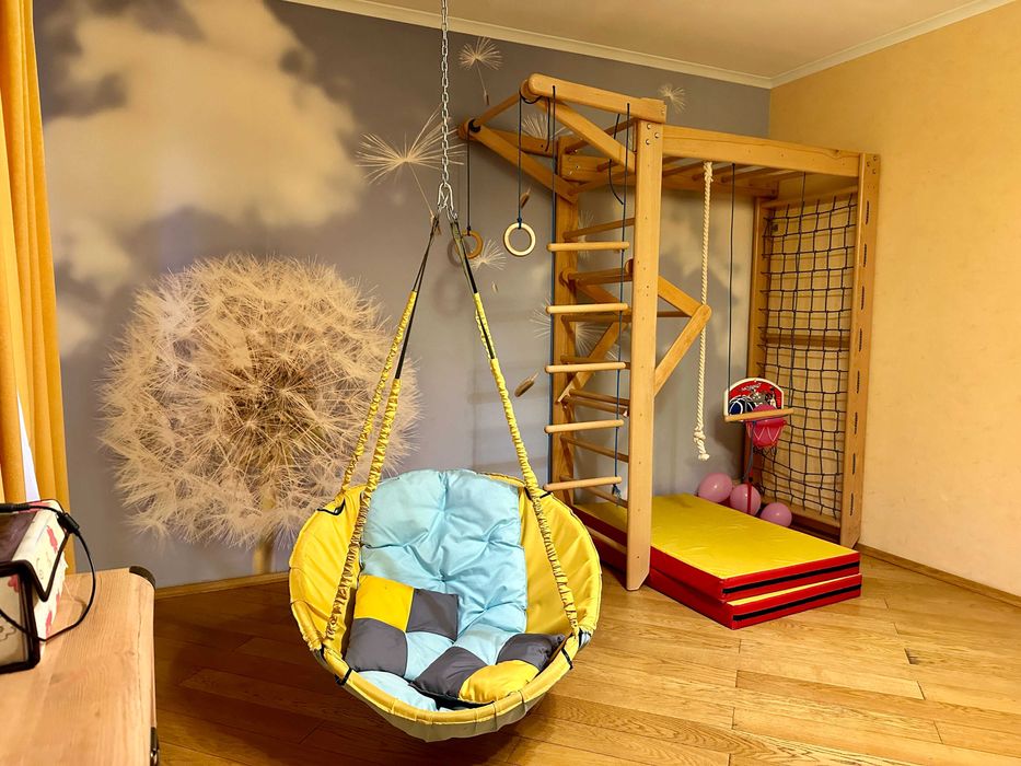 Будинок з ремонтом, меблями і технікою в передмісті Києва