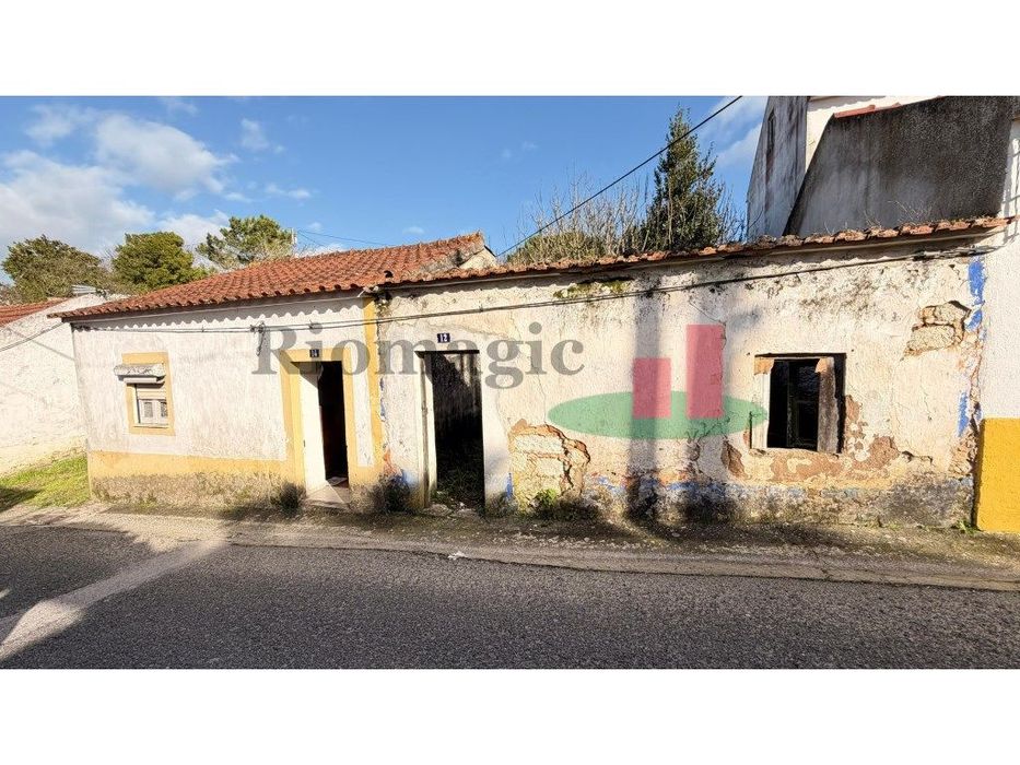 Moradia T2 Marmeleira***RIOMAGIC***