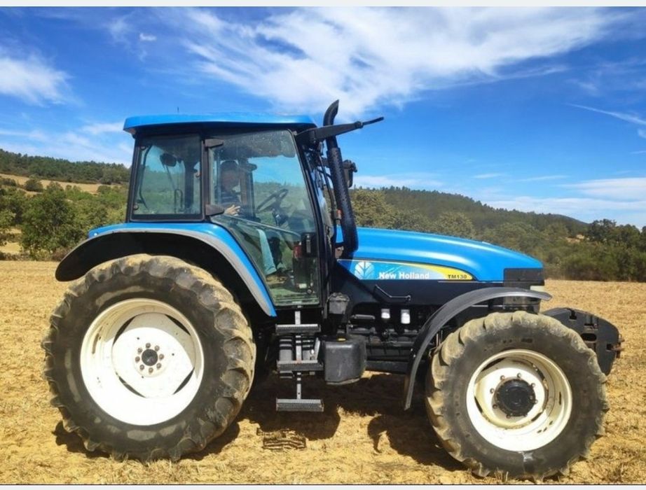 New Holland TM130