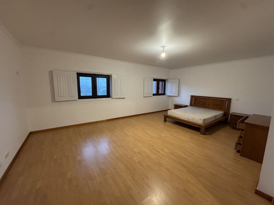 1/2 Moradia T3 para arrendamento