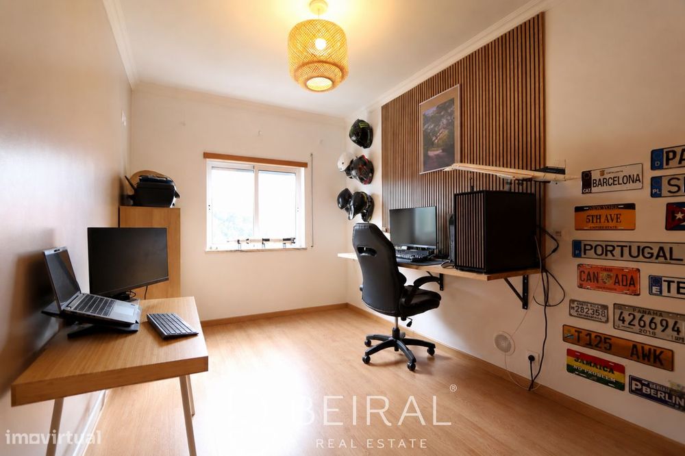 Apartamento T2 às portas de Lisboa, com varanda, vista e estacionamen