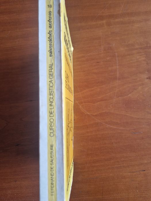 Livro "Curso de Linguística Geral", de Ferdinand de Saussure,  1978.