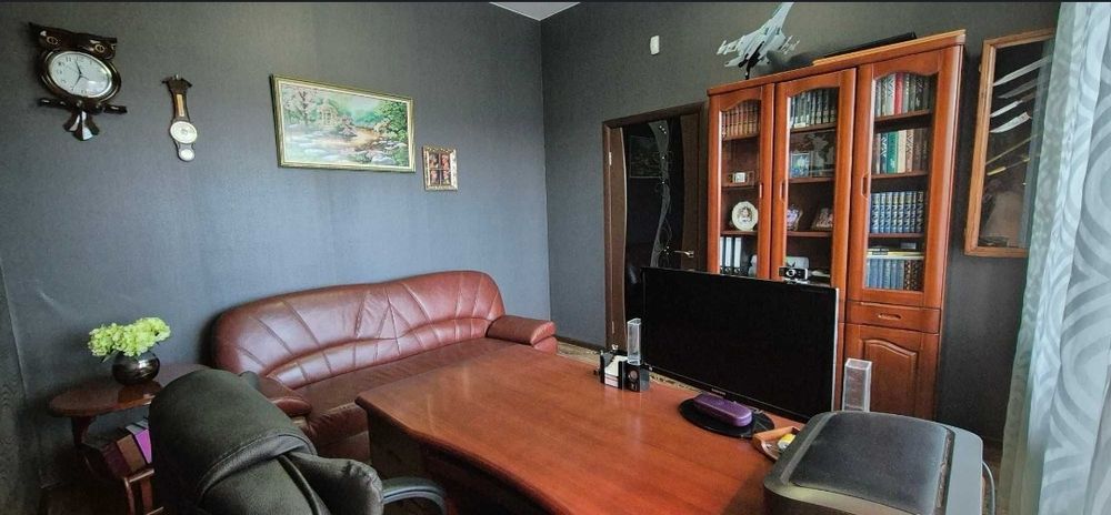 Продаётся качественный добротный дом в начале Обуховки район Некрасова