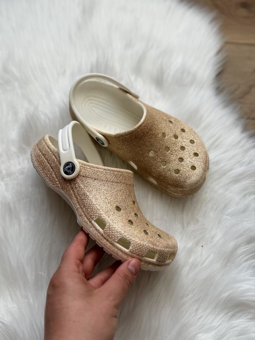 Crocs j3