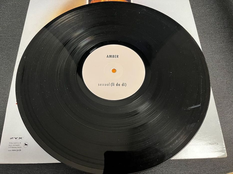 Amber – Sexual (Li Da Di) VG+/VG+ House, Tribal House