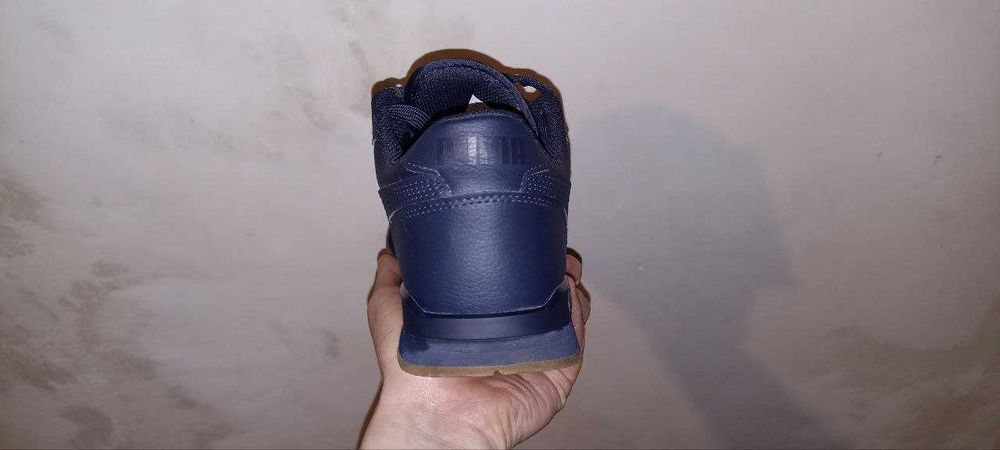 Кросівки st runner v3 L Treaines