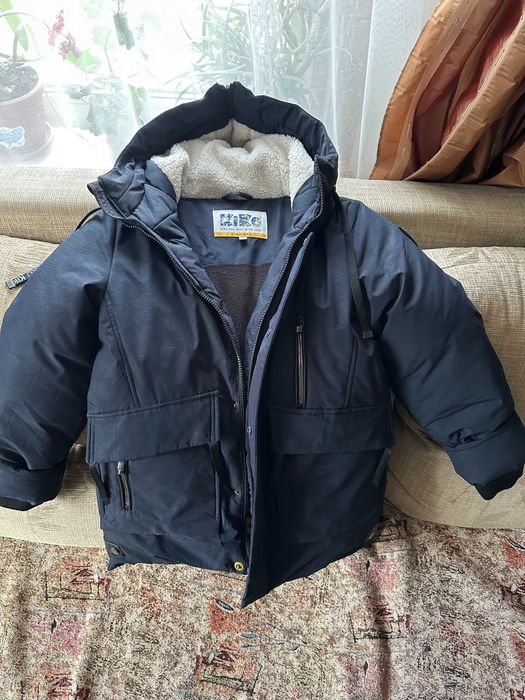 Теплая зимняя куртка на мальчика - рост 140 см