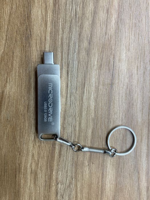 Флешка для айфона та комп'ютера Microdrive на 128 GB USB 3.0