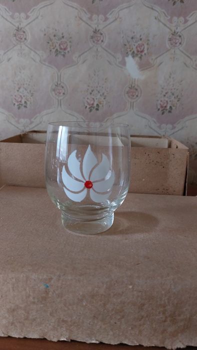 Стаканы стеклянные