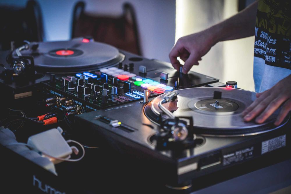 KURS DJ, Warsztaty DJ, Szkoła dla DJów indywidualne zajęcia w centrum
