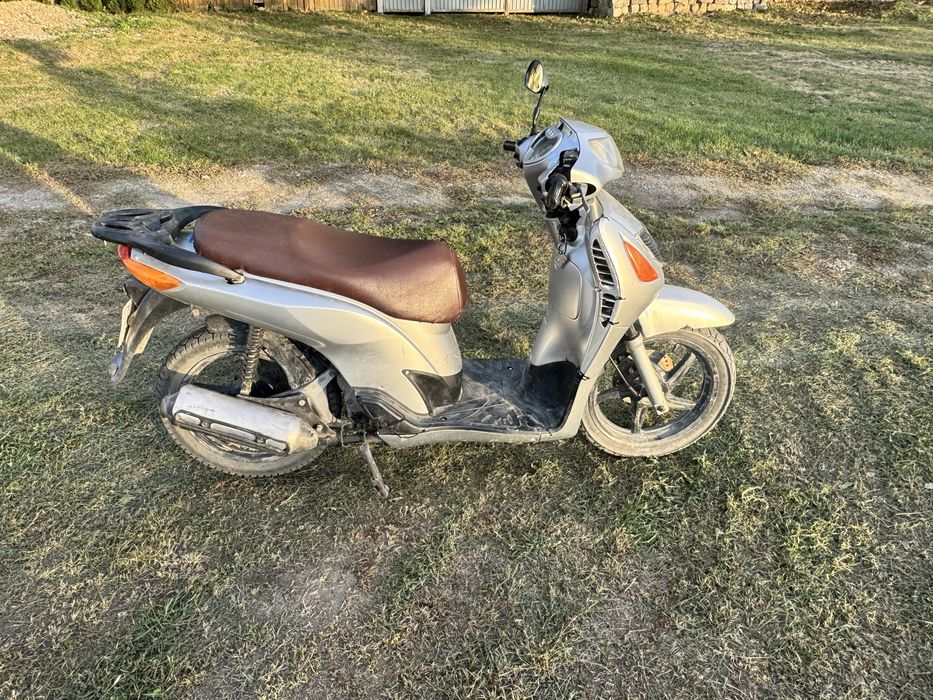Скутер Honda sh 150