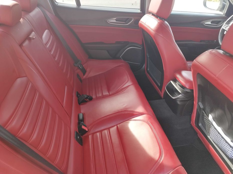 Alfa Romeo Giulia 2.2 JTD 180CV versão LUSSO