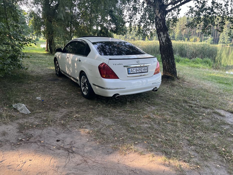 nissan teana j31