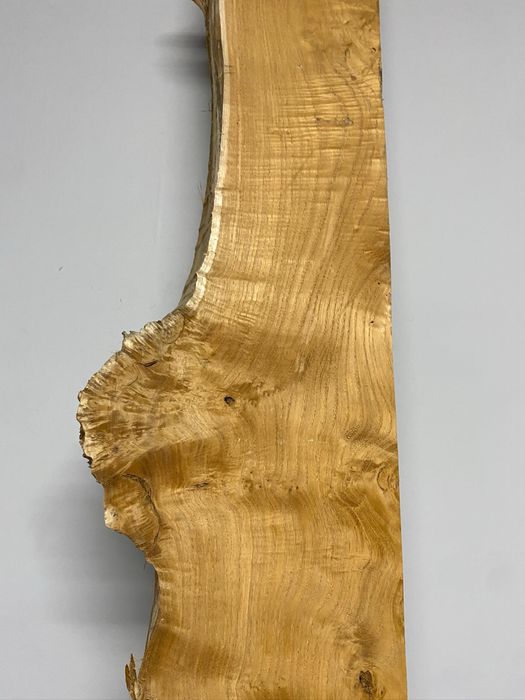 Tábua Única de Castanheiro – Peça Exclusiva