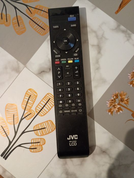 Pilot do tv JVC LCD RM c2503