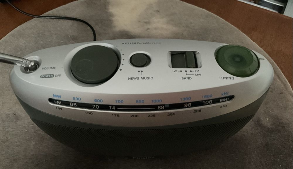 Przenośne radio Philips AE2150