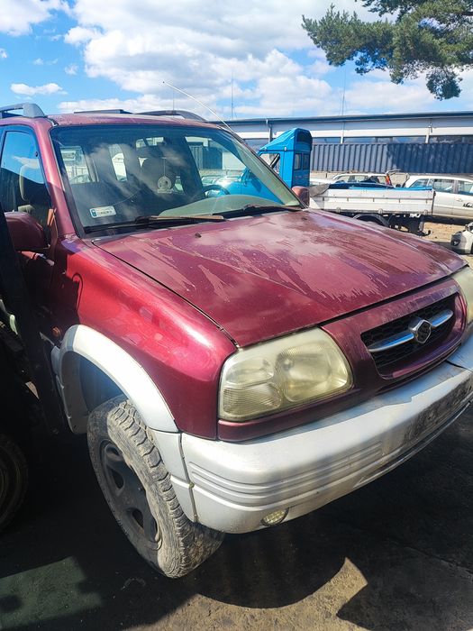 Suzuki grand Vitara drzwi lewy tył
